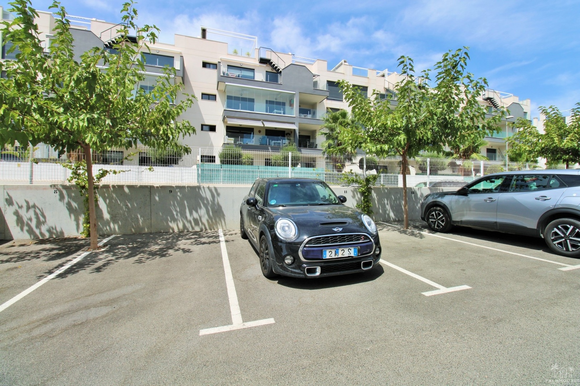 Resale - Apartments - Villamartin
