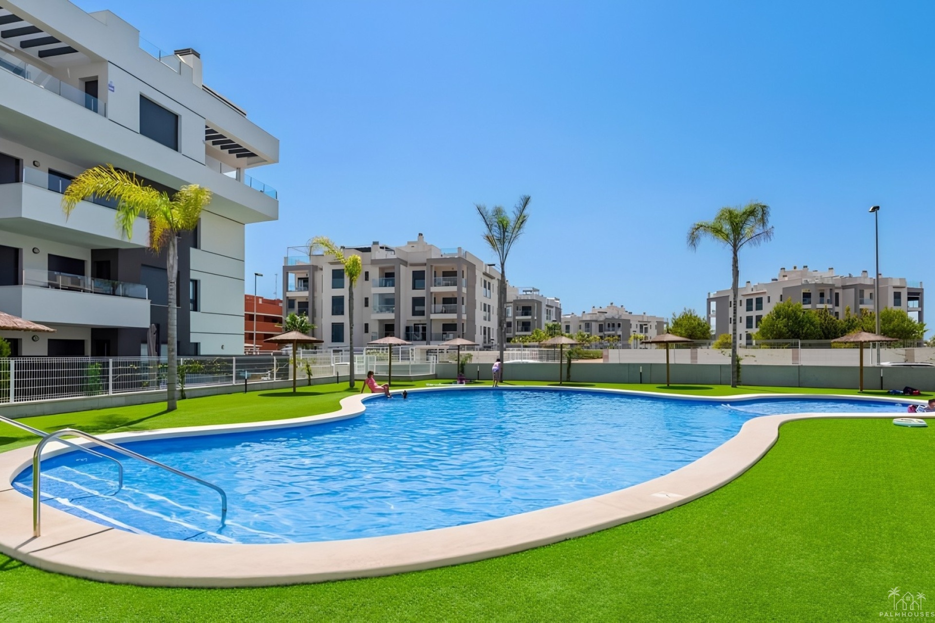 Resale - Apartments - Villamartin