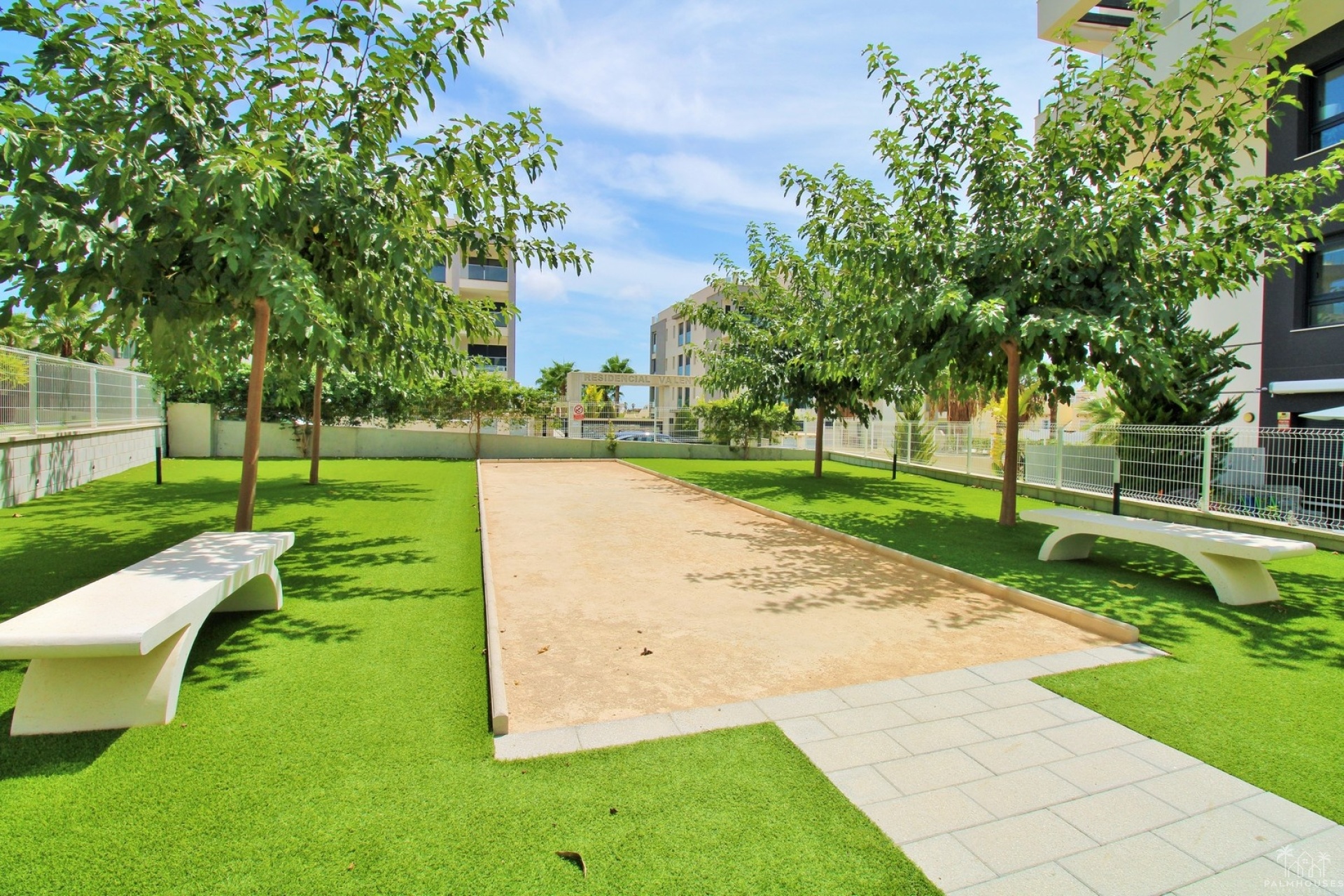Resale - Apartments - Villamartin