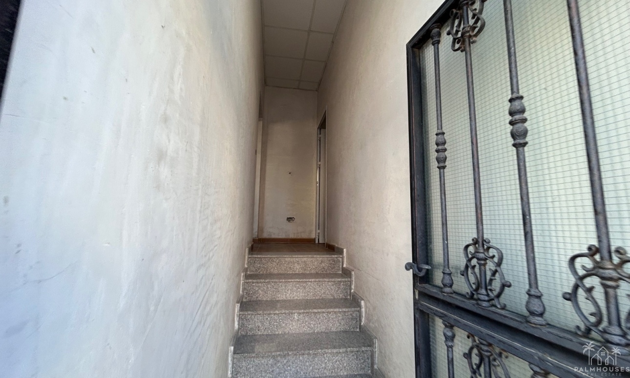 Resale - Commercial - Jacarilla
