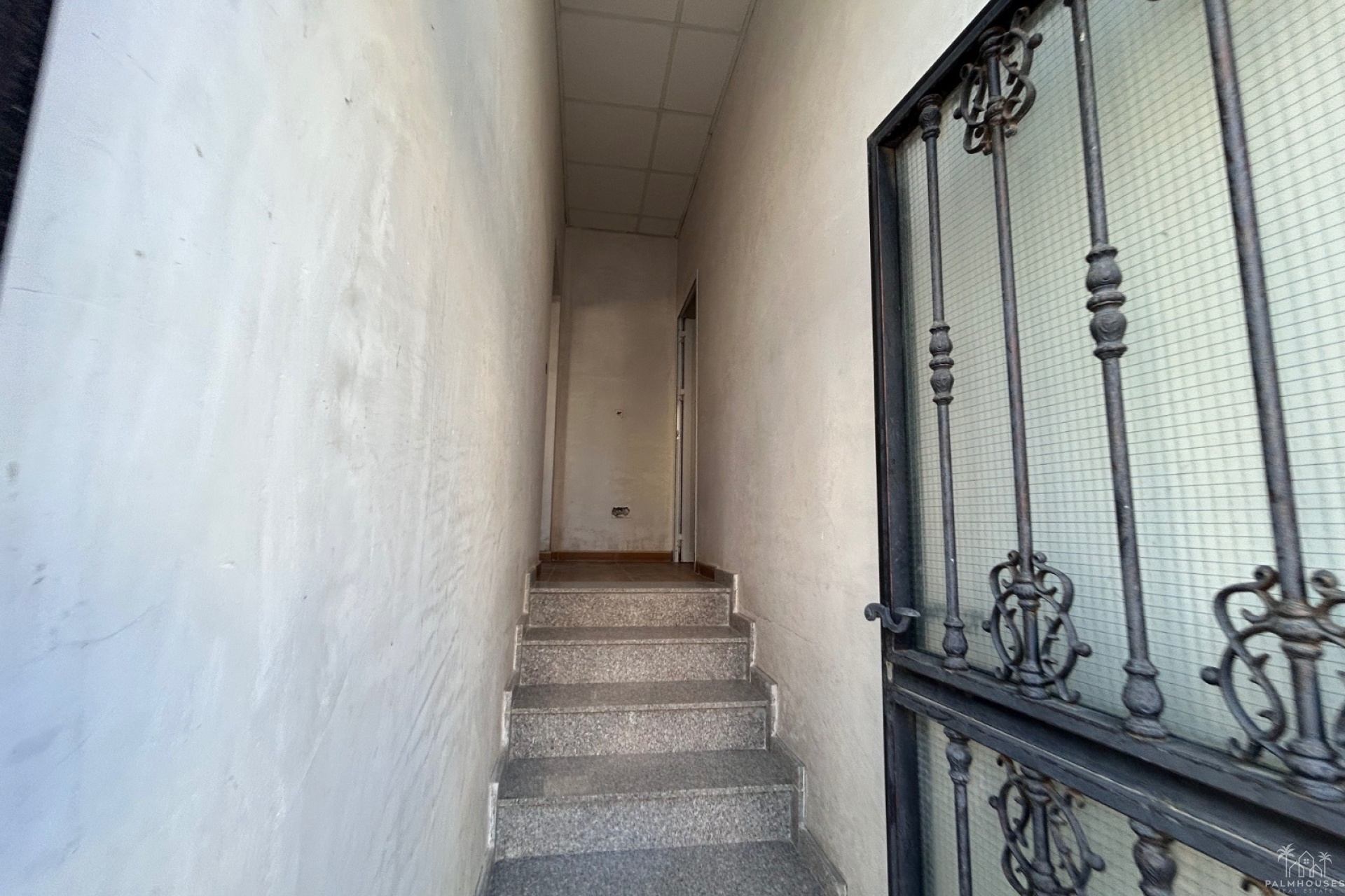 Resale - Commercial - Jacarilla