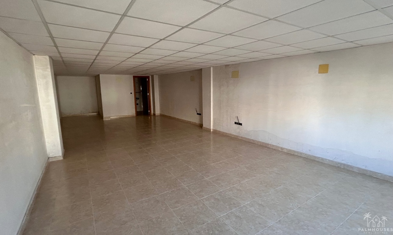 Resale - Commercial - Jacarilla