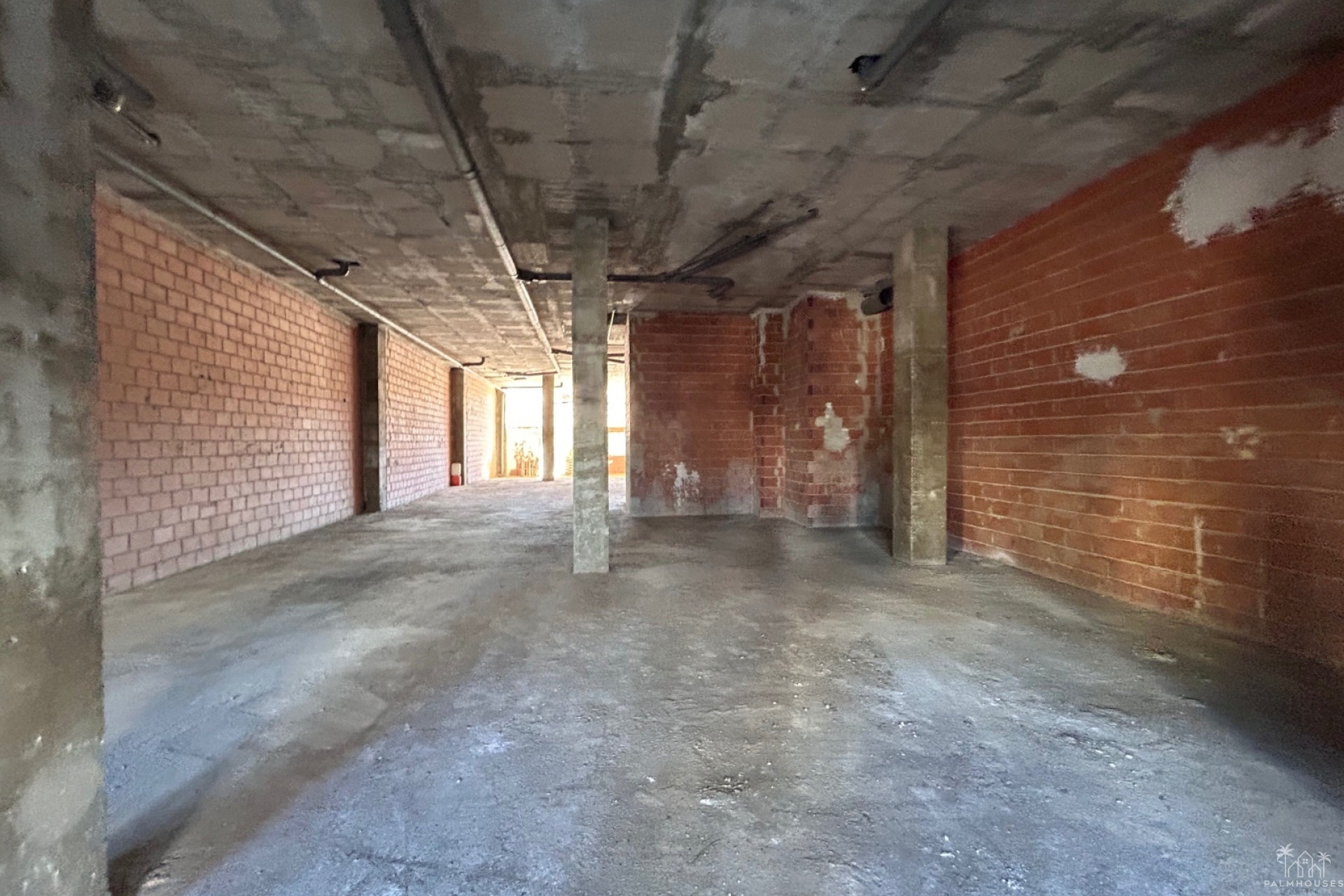 Resale - Commercial - Jacarilla