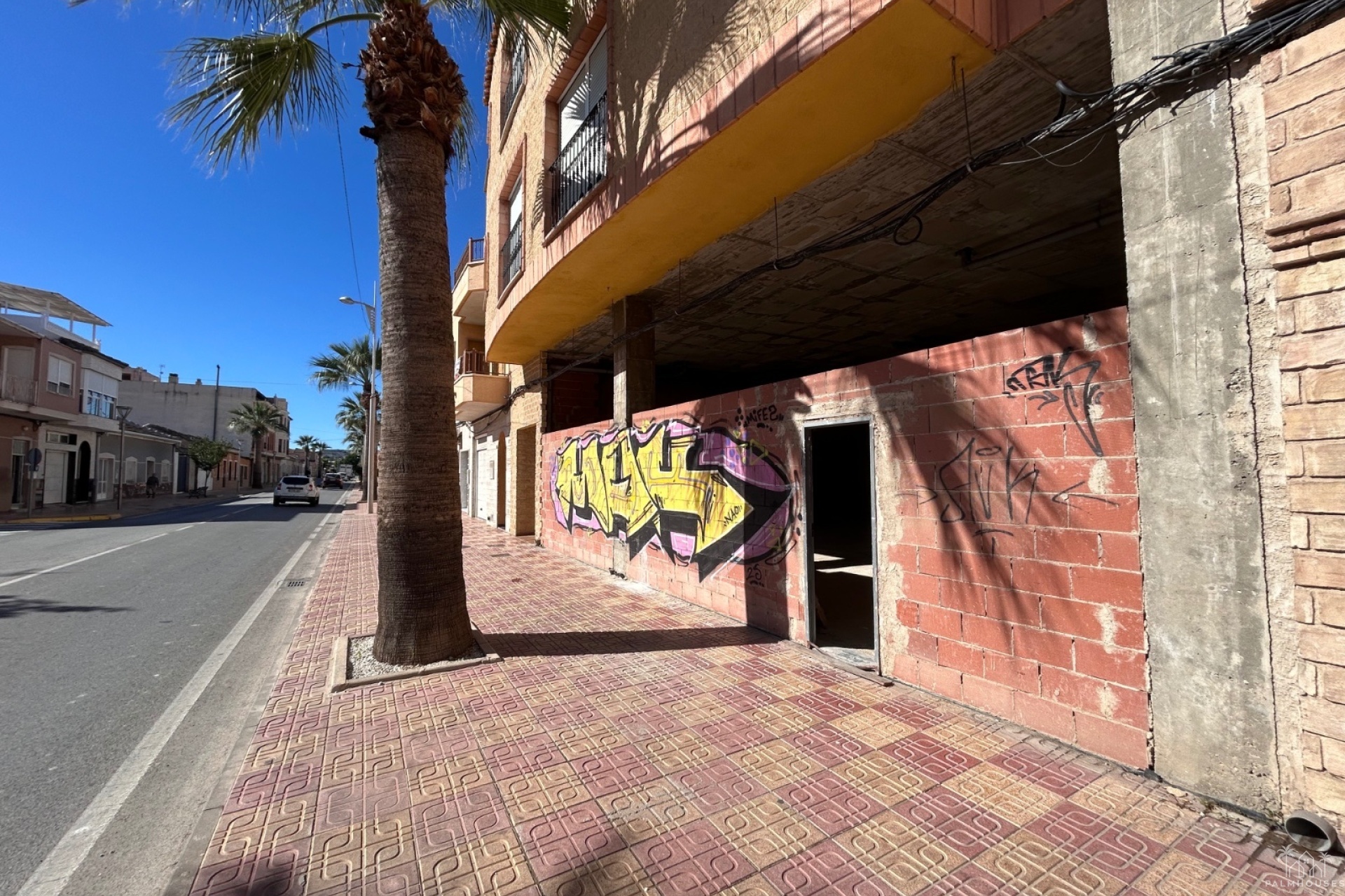 Resale - Commercial - Jacarilla