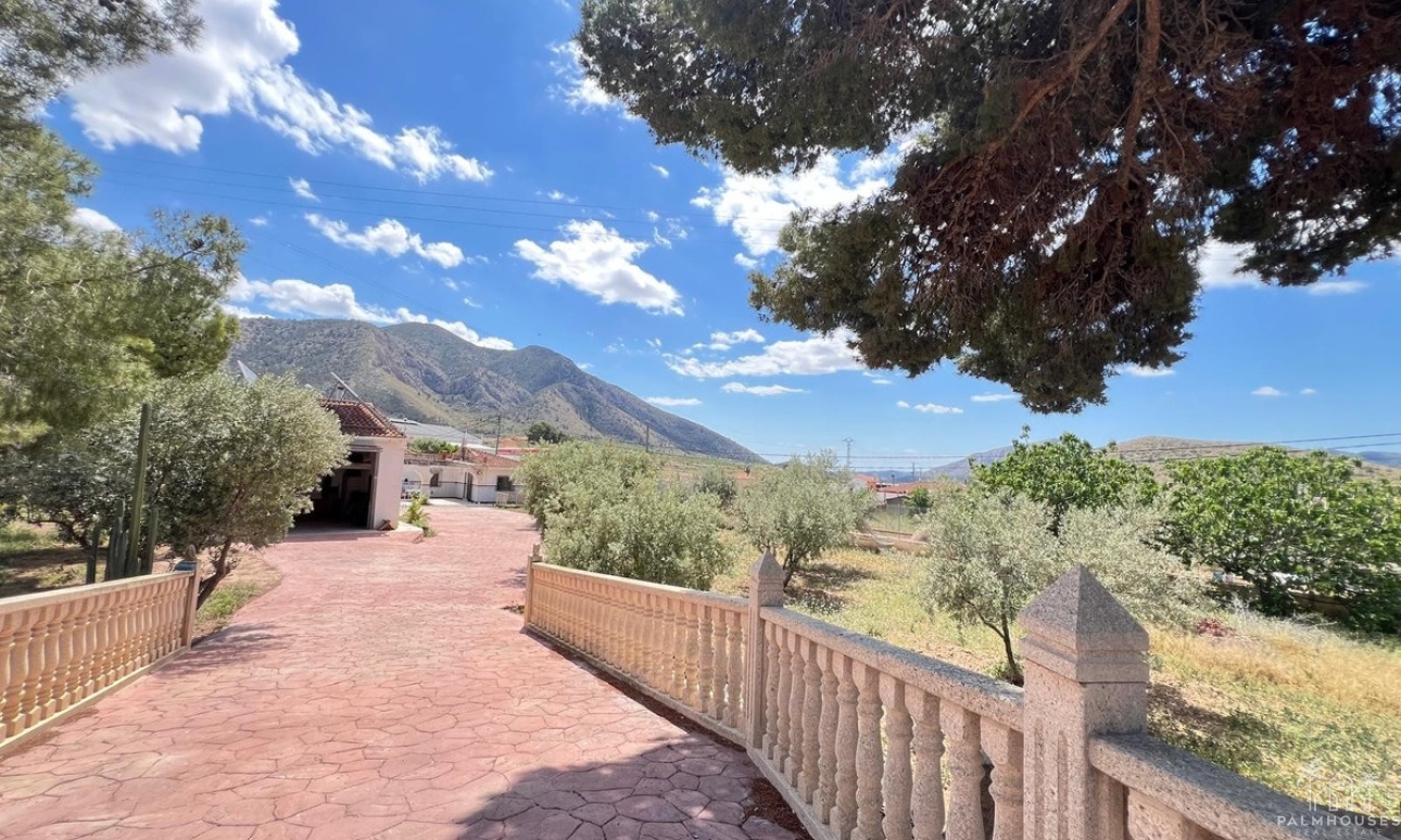 Resale - Country house - Algueña