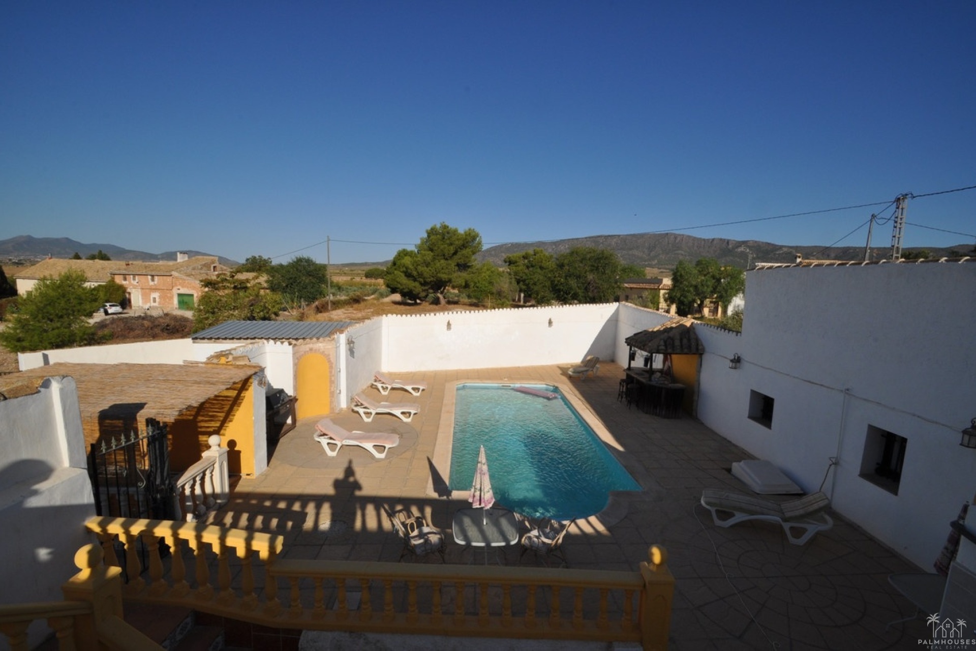 Resale - Country house - Pinoso - Pinoso Centro