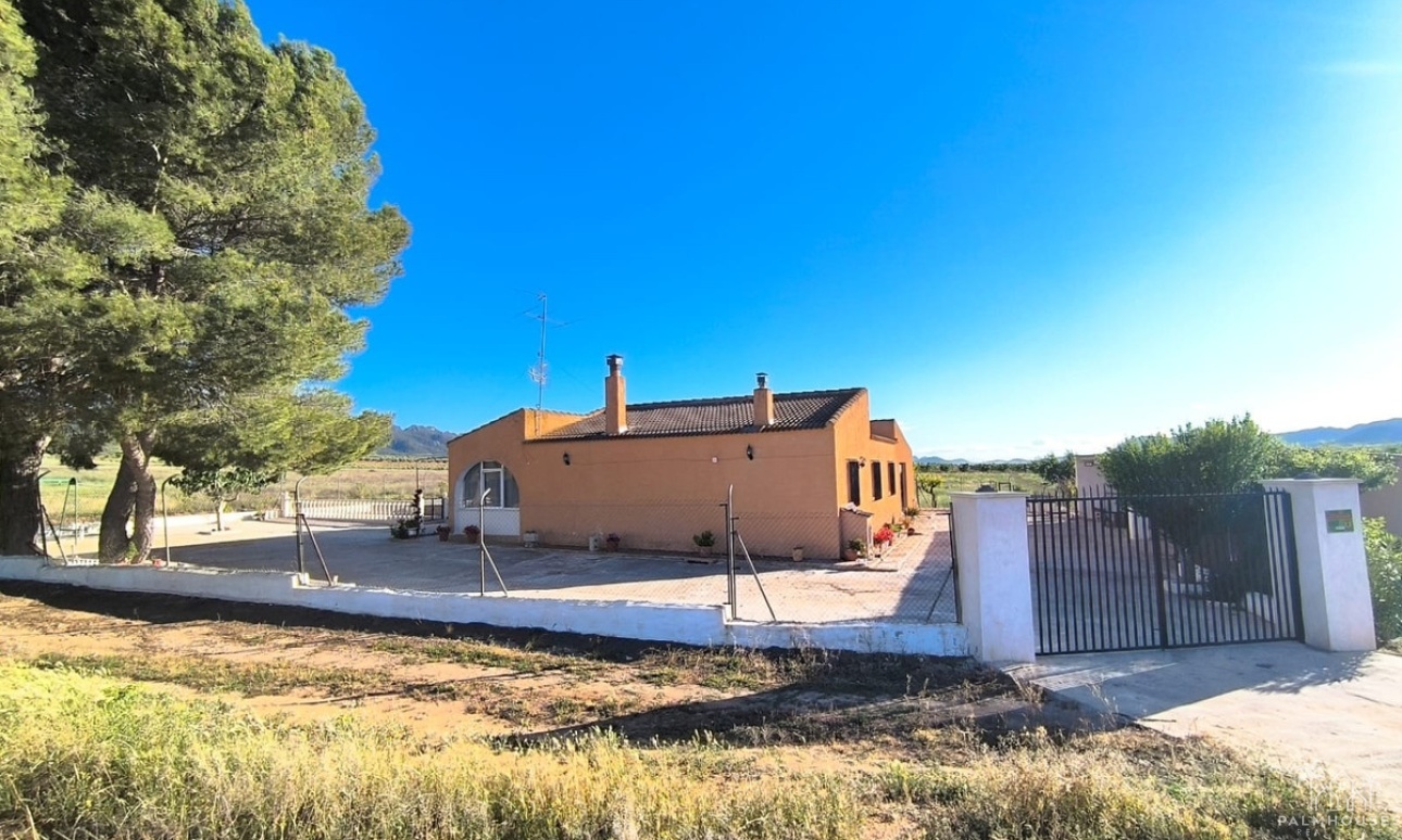 Resale - Country house - Yecla - Yecla Centro