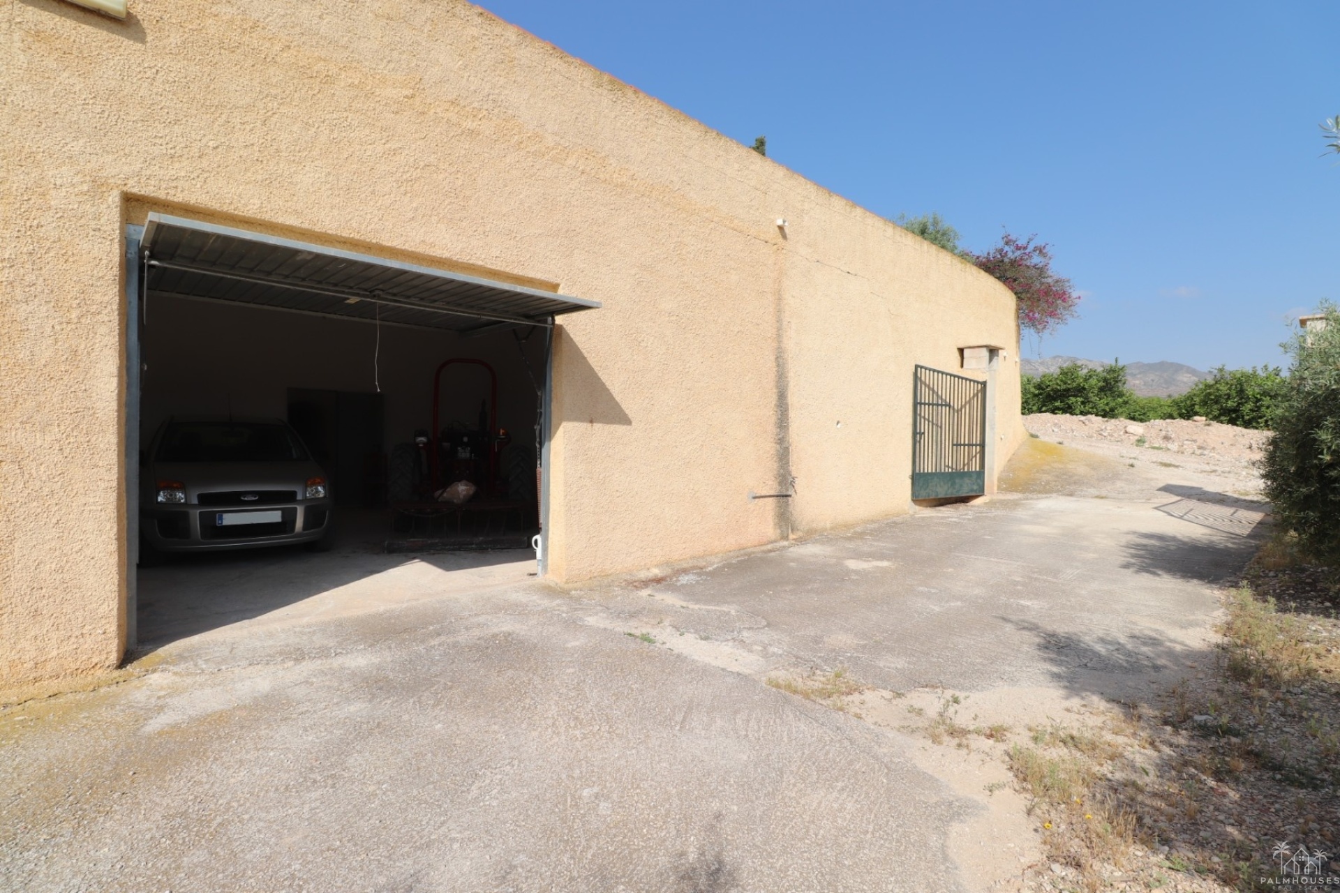 Resale - Finca - Albatera