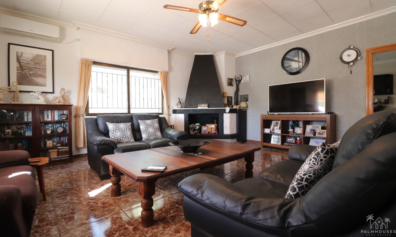 Resale - Finca - Crevillente