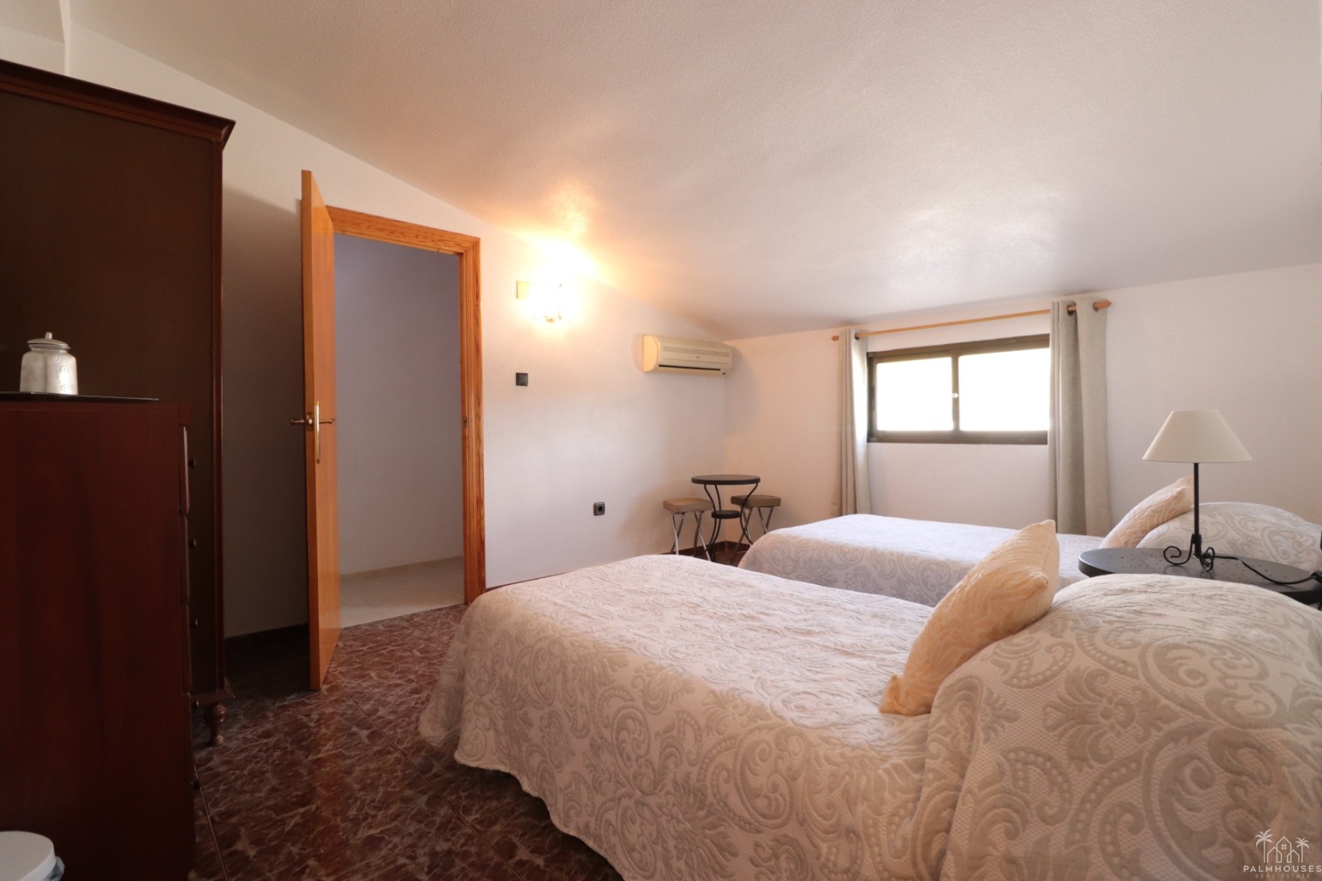 Resale - Finca - Crevillente