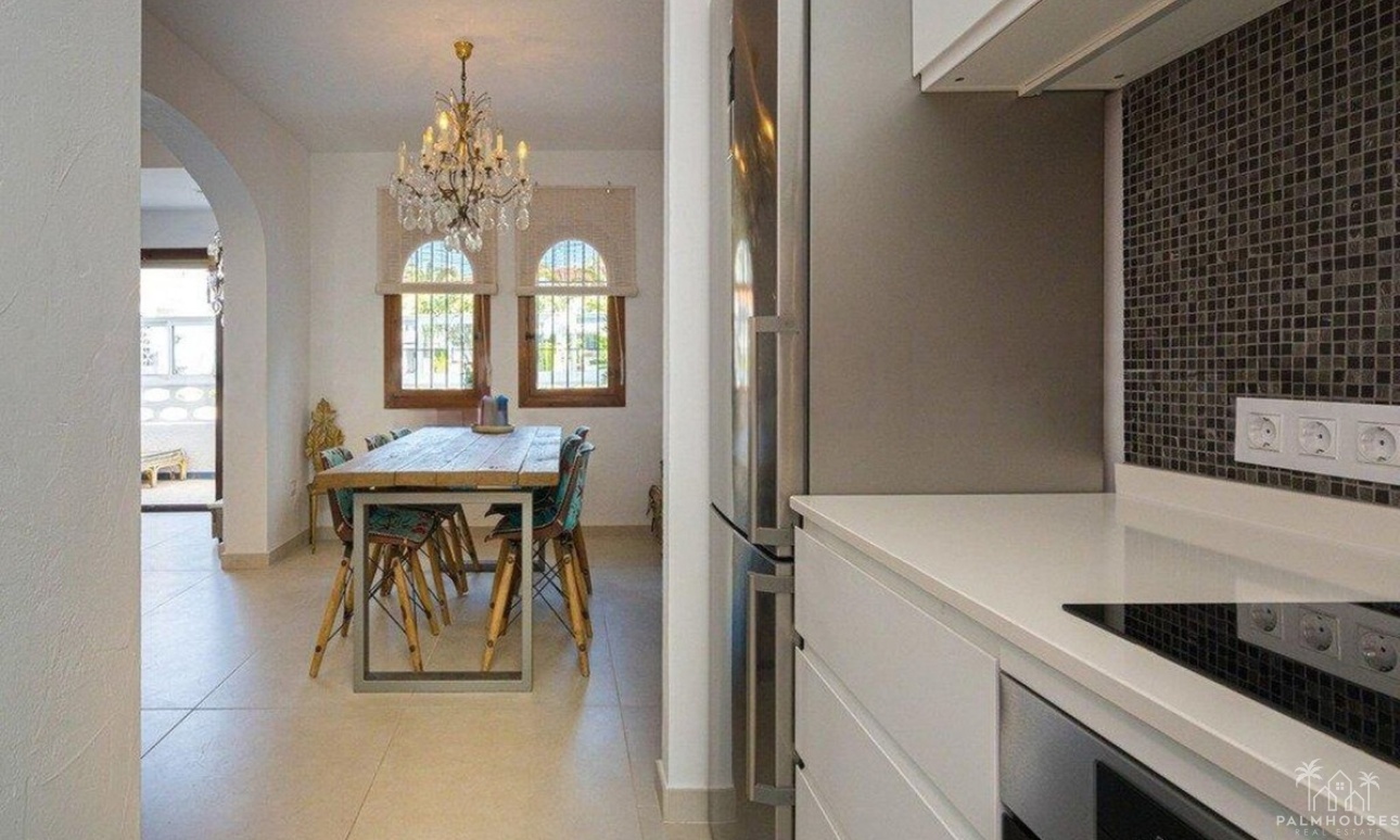 Resale - House - Alfaz del Pi - Albir
