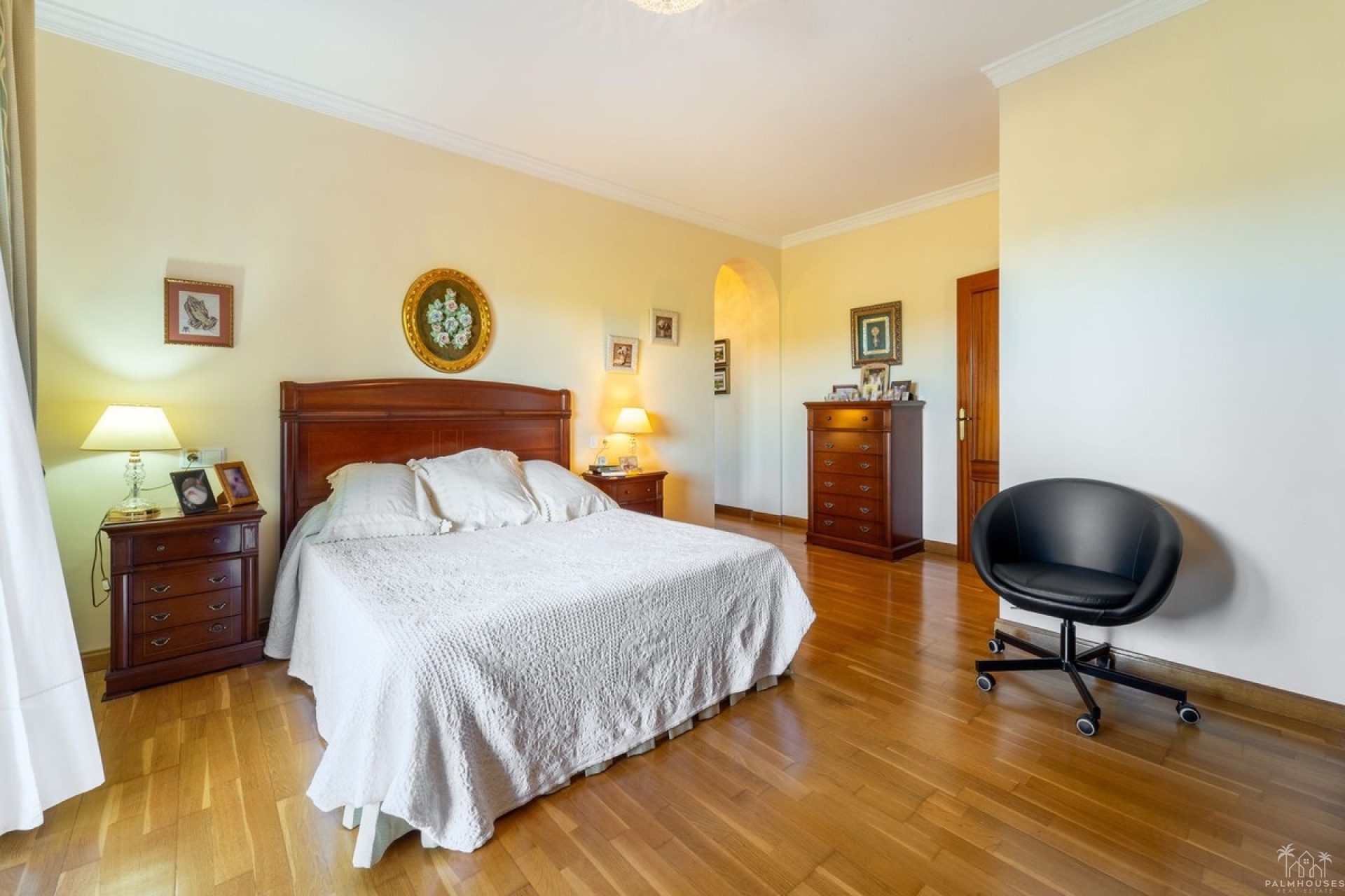 Resale - House - Aloha - Inland