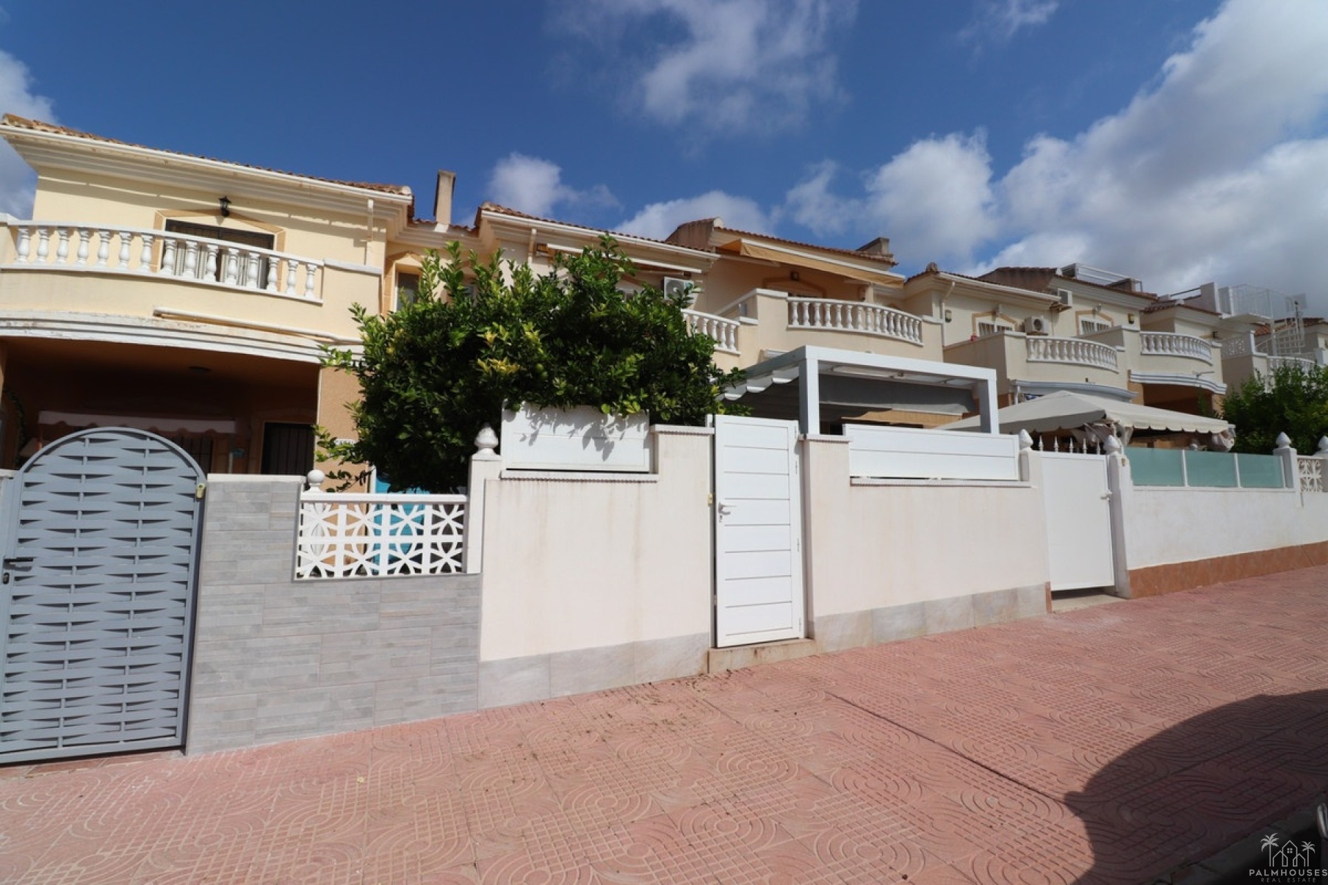 Resale - House - Benijofar