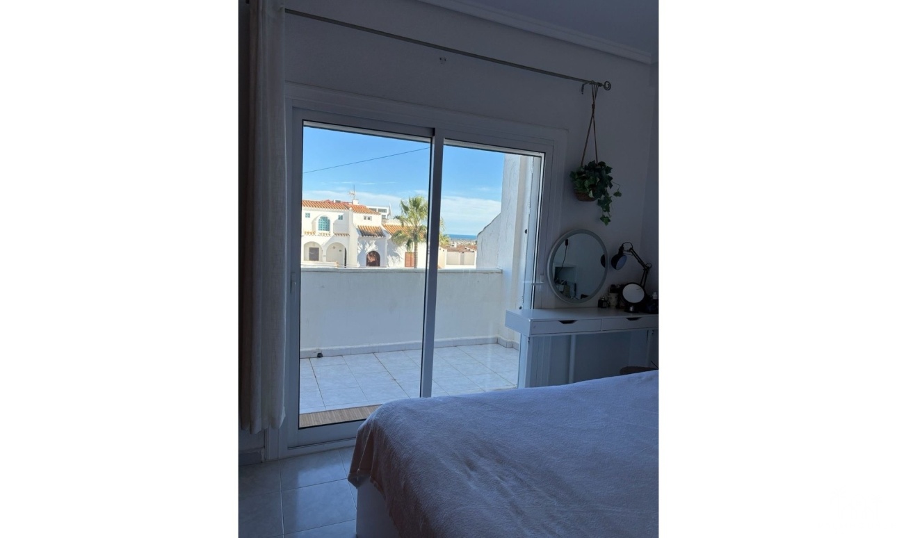 Resale - House - Ciudad Quesada
