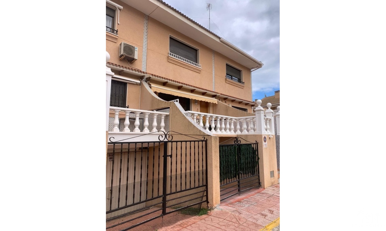 Resale - House - Guardamar del Segura - Guardamar del Segura Centro