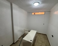 Resale - House - Guardamar del Segura - Urbanizaciones