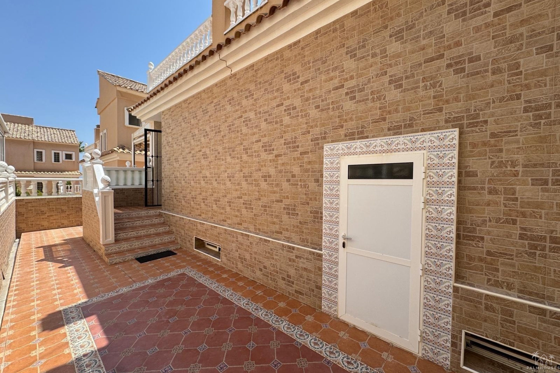 Resale - House - Guardamar del Segura - Urbanizaciones