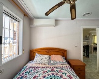 Resale - House - Guardamar del Segura - Urbanizaciones