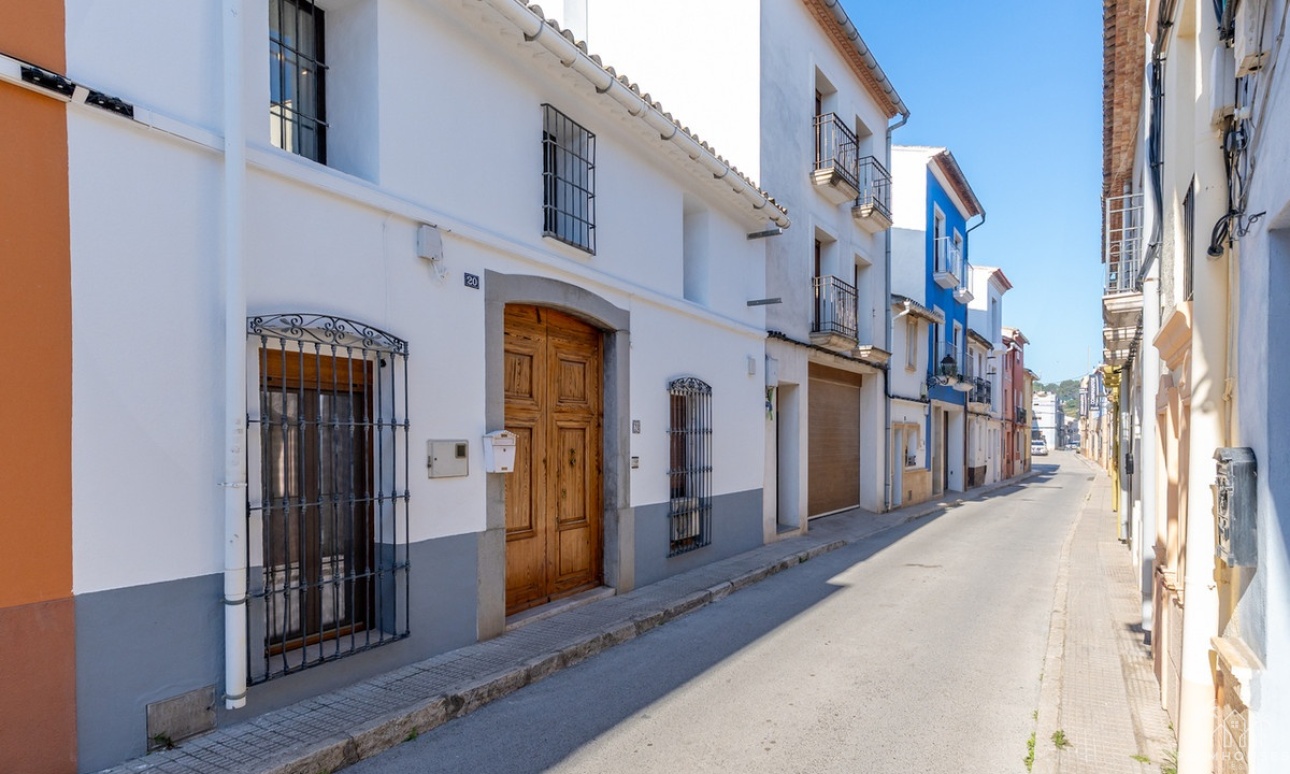 Resale - House - Jalon - Jalon Centro