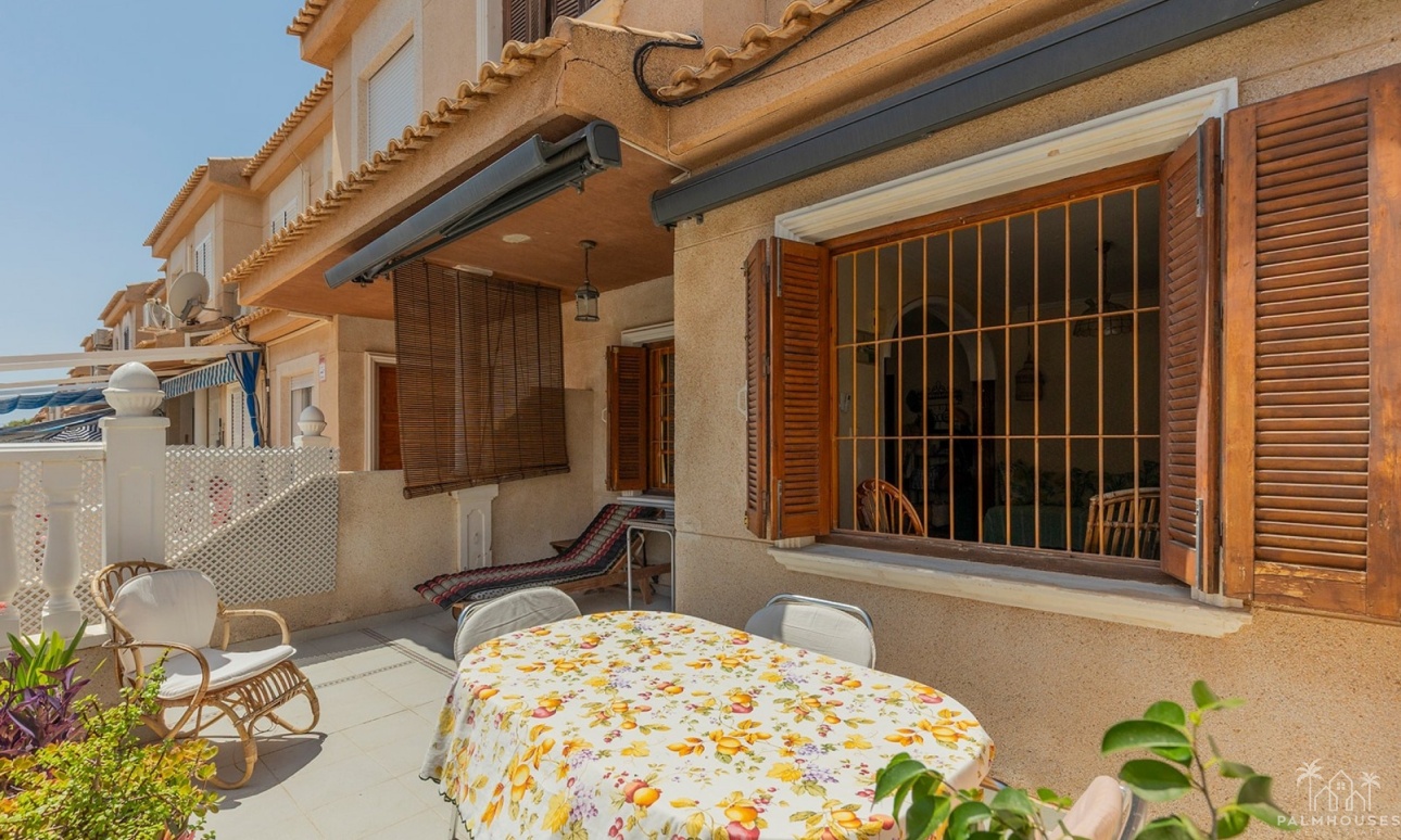 Resale - House - La Mata - Playa