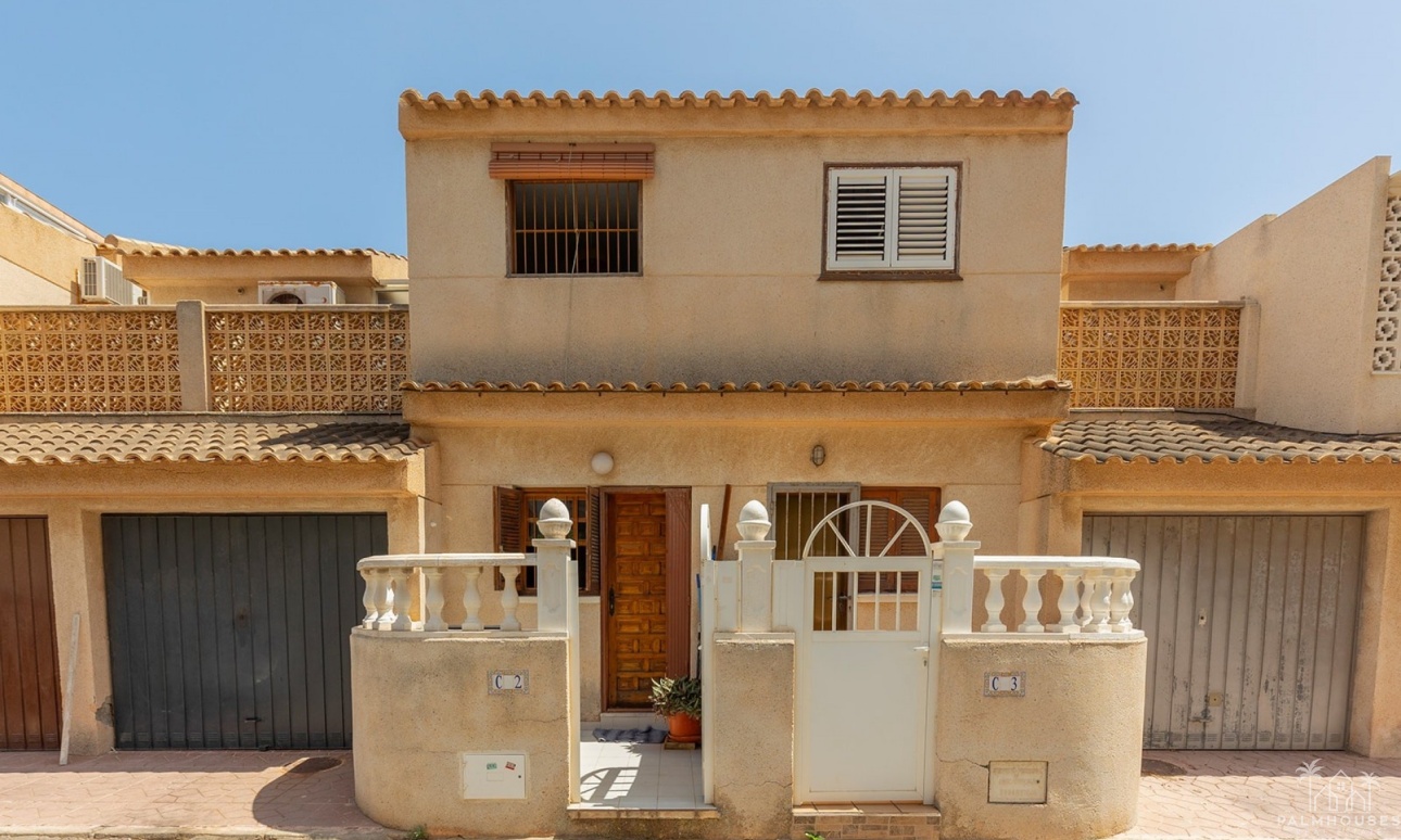 Resale - House - La Mata - Playa
