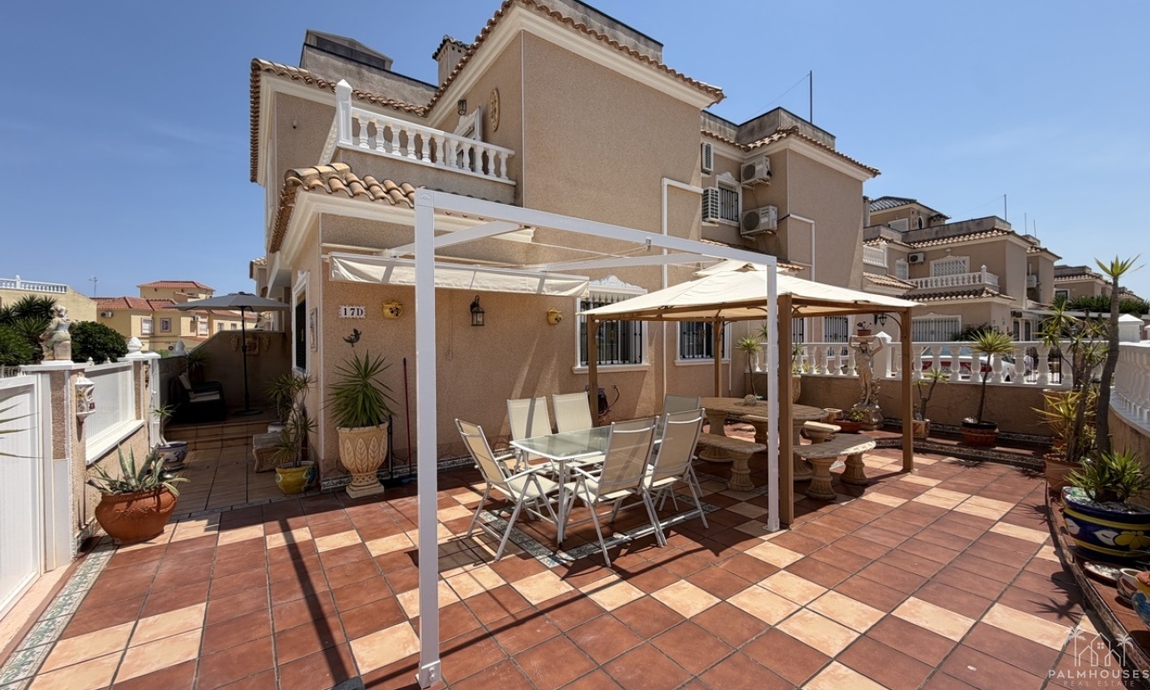 Resale - House - La Zenia