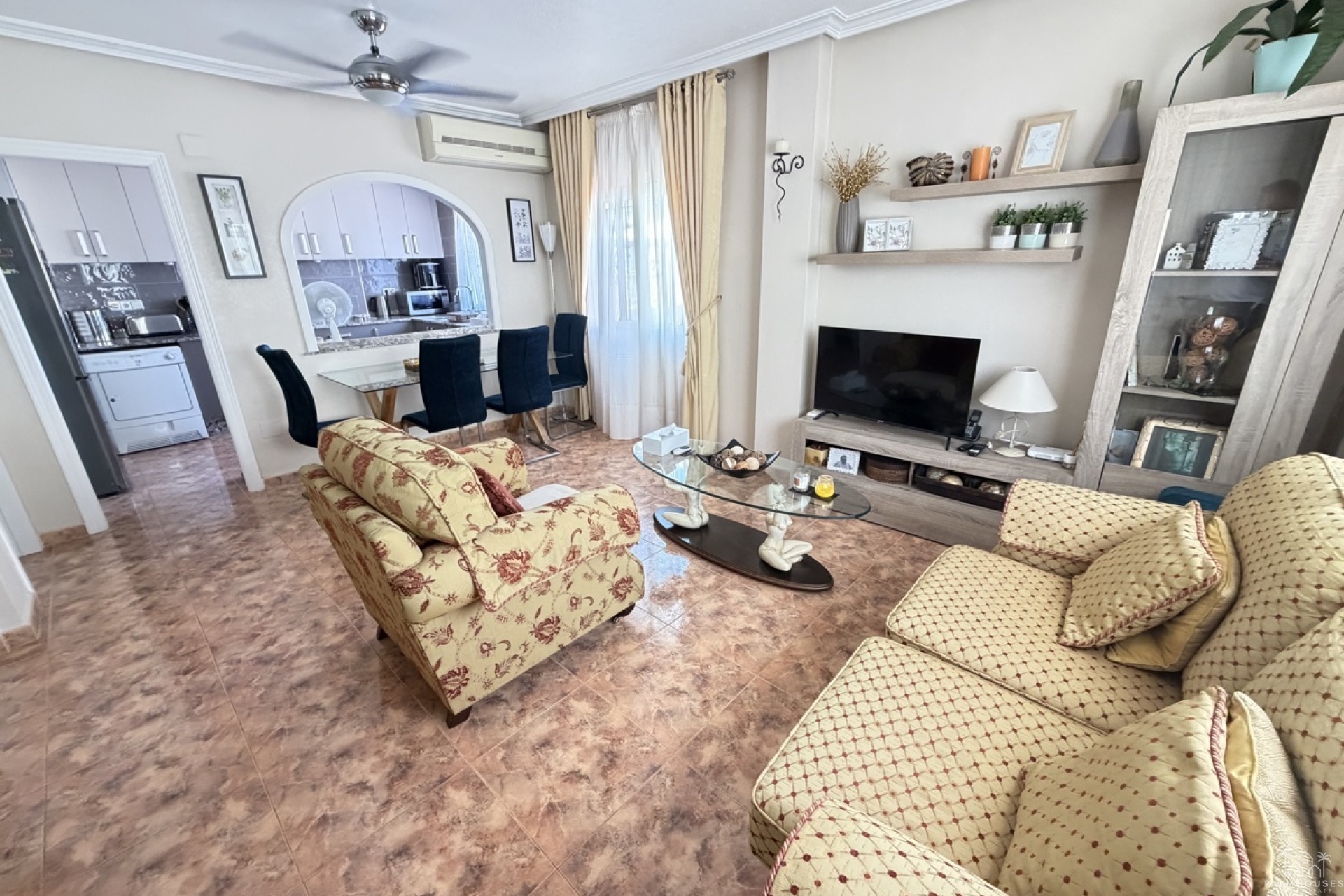 Resale - House - La Zenia