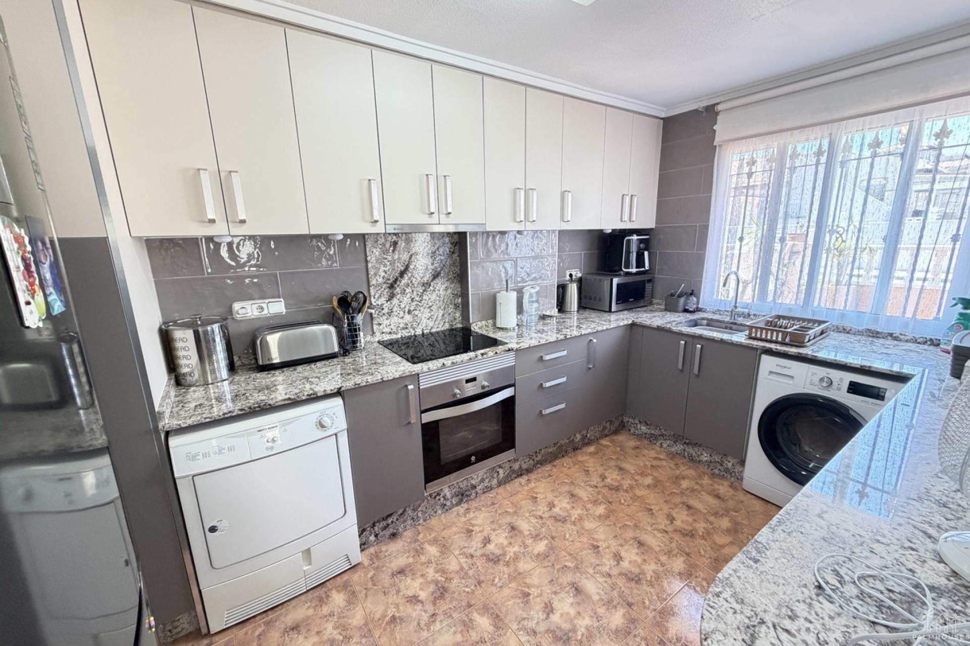 Resale - House - La Zenia