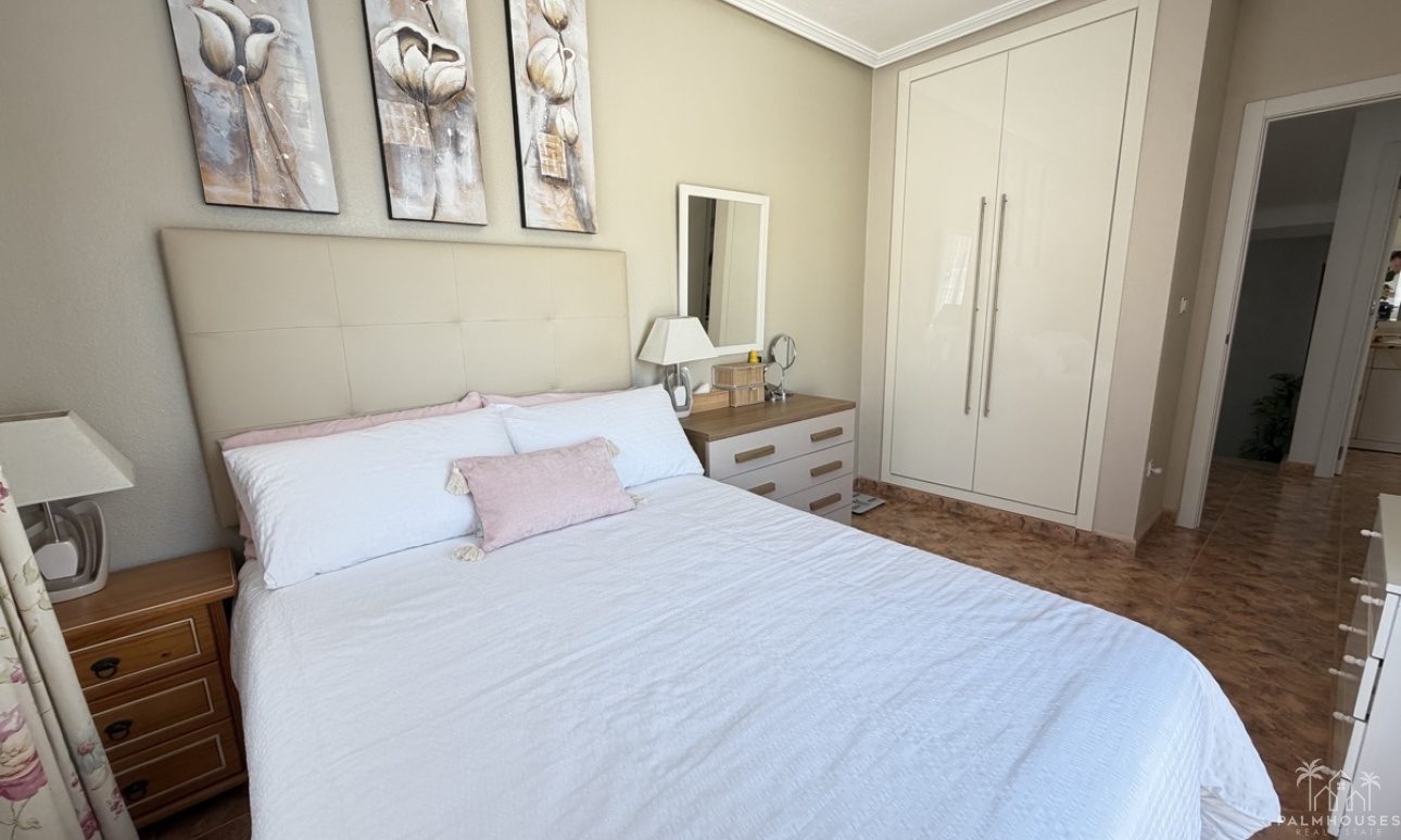 Resale - House - La Zenia
