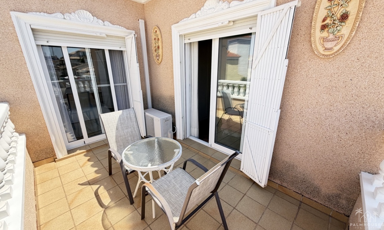 Resale - House - La Zenia