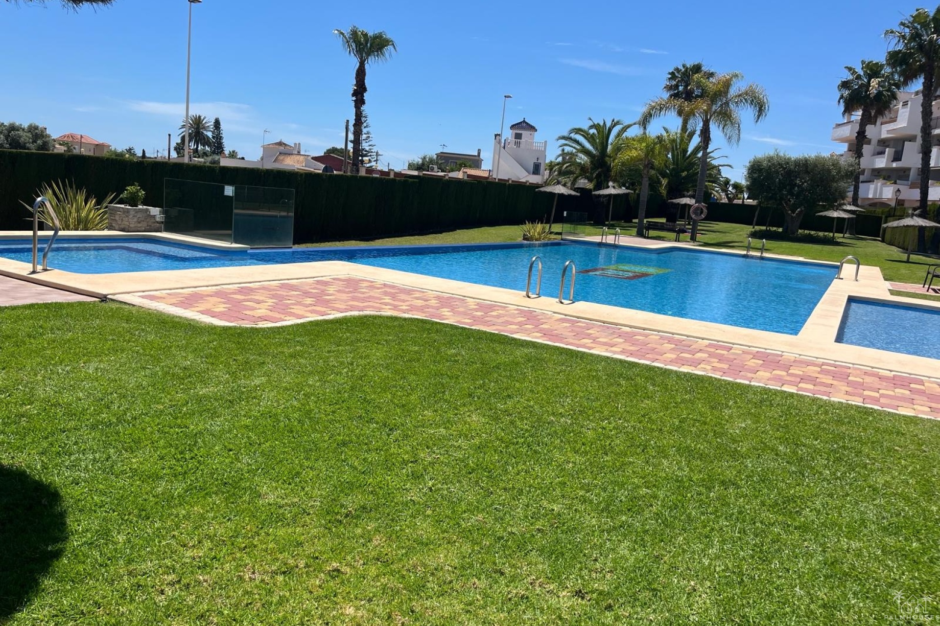 Resale - House - Los Dolses
