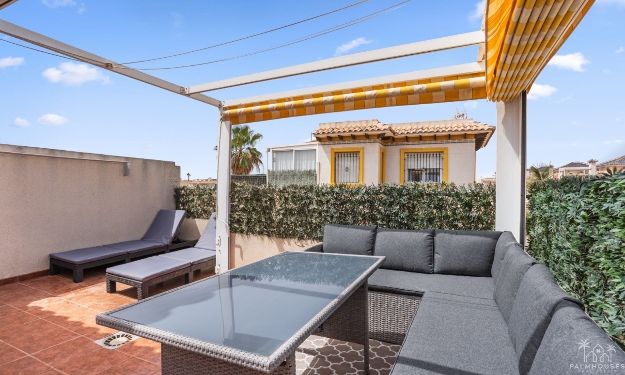Resale - House - Orihuela Costa - La Regia