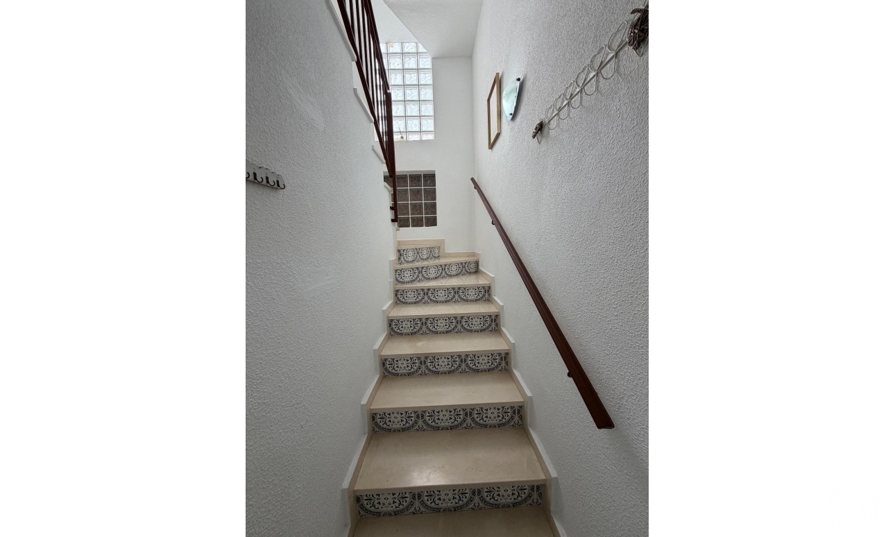 Resale - House - Orihuela Costa - La Zenia
