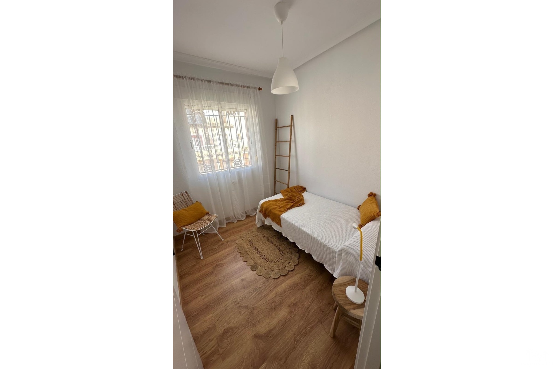 Resale - House - Orihuela Costa - La Zenia