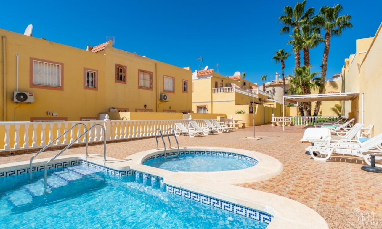 Resale - House - Orihuela Costa - Las Filipinas