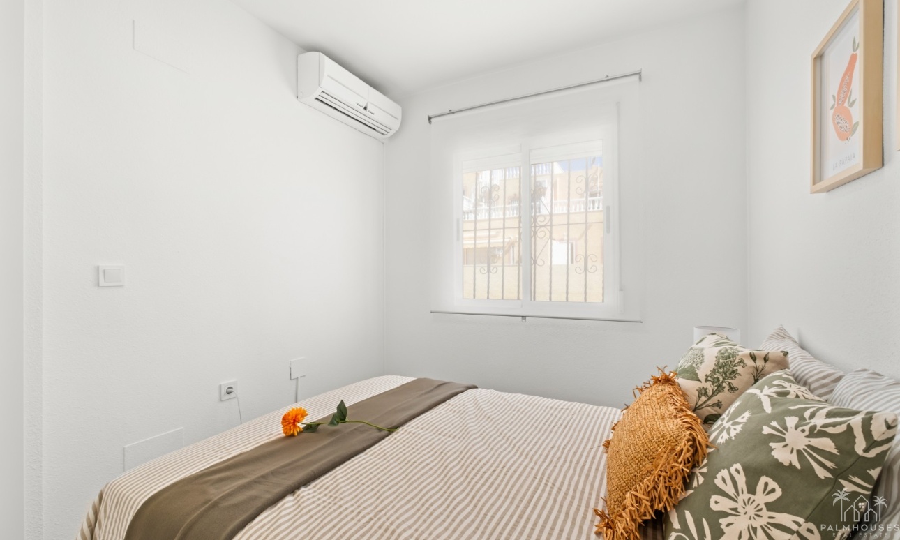 Resale - House - Orihuela Costa - Las Filipinas