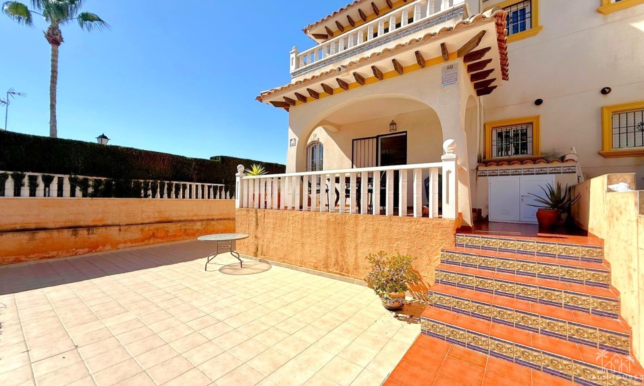 Resale - House - Orihuela Costa - Lomas de Cabo Roig