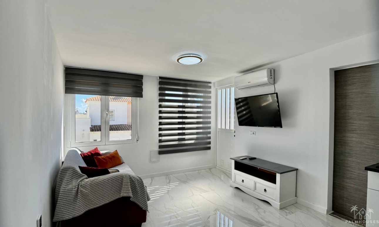 Resale - House - Orihuela Costa - Los Altos