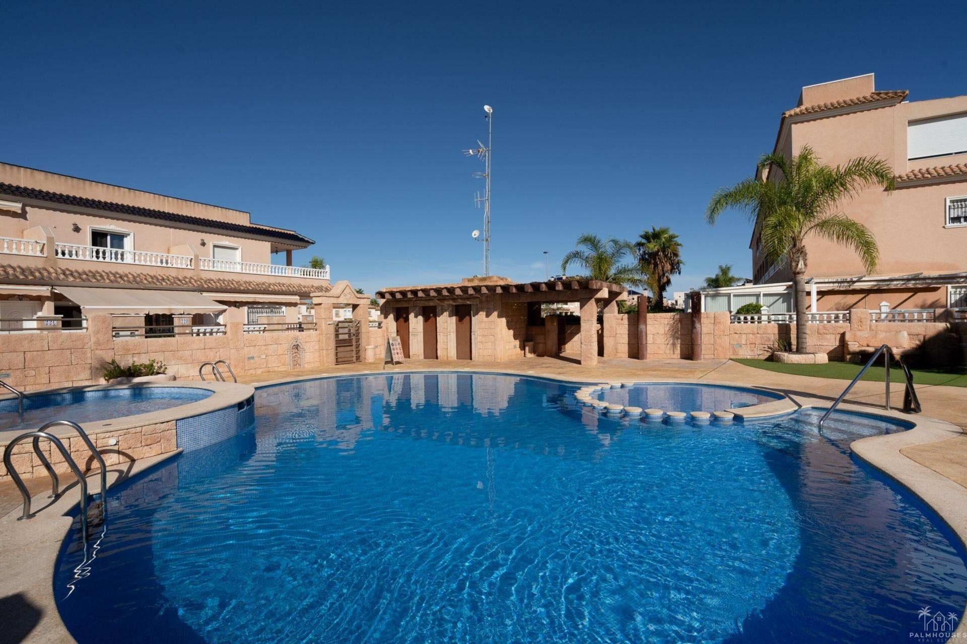 Resale - House - Orihuela Costa - Los Dolses