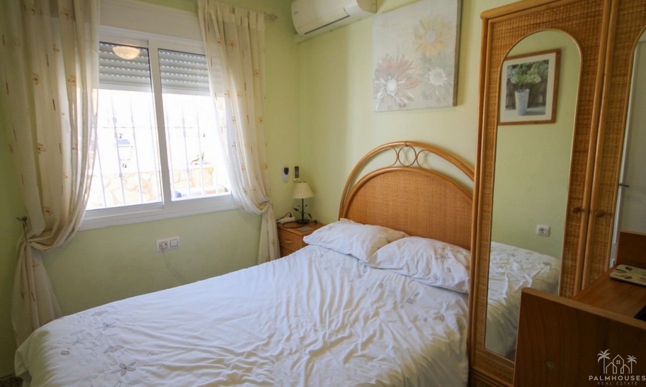 Resale - House - Orihuela Costa
