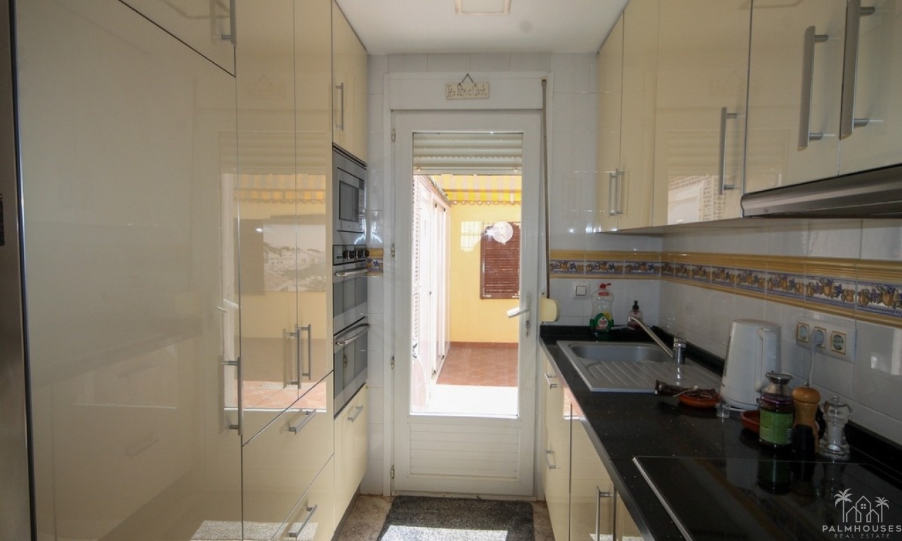 Resale - House - Orihuela Costa