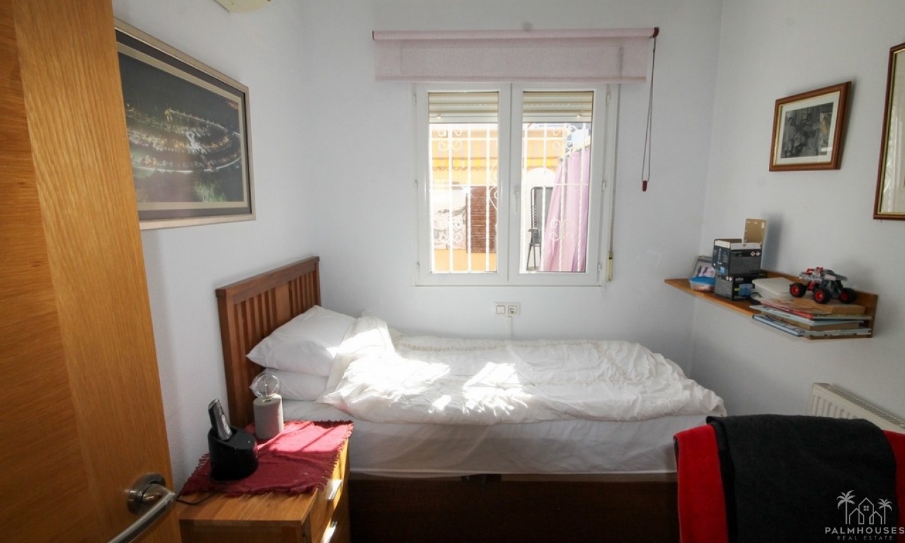 Resale - House - Orihuela Costa