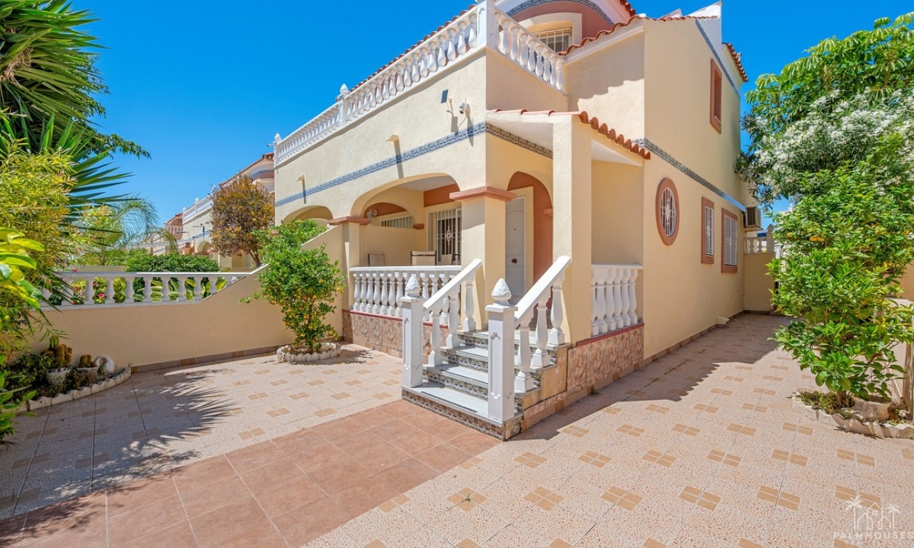 Resale - House - Orihuela - La Zenia