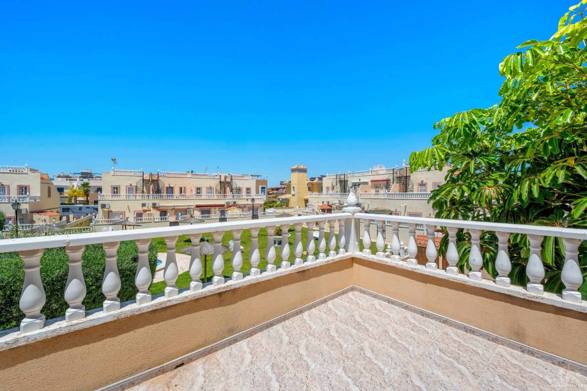 Resale - House - Orihuela - La Zenia