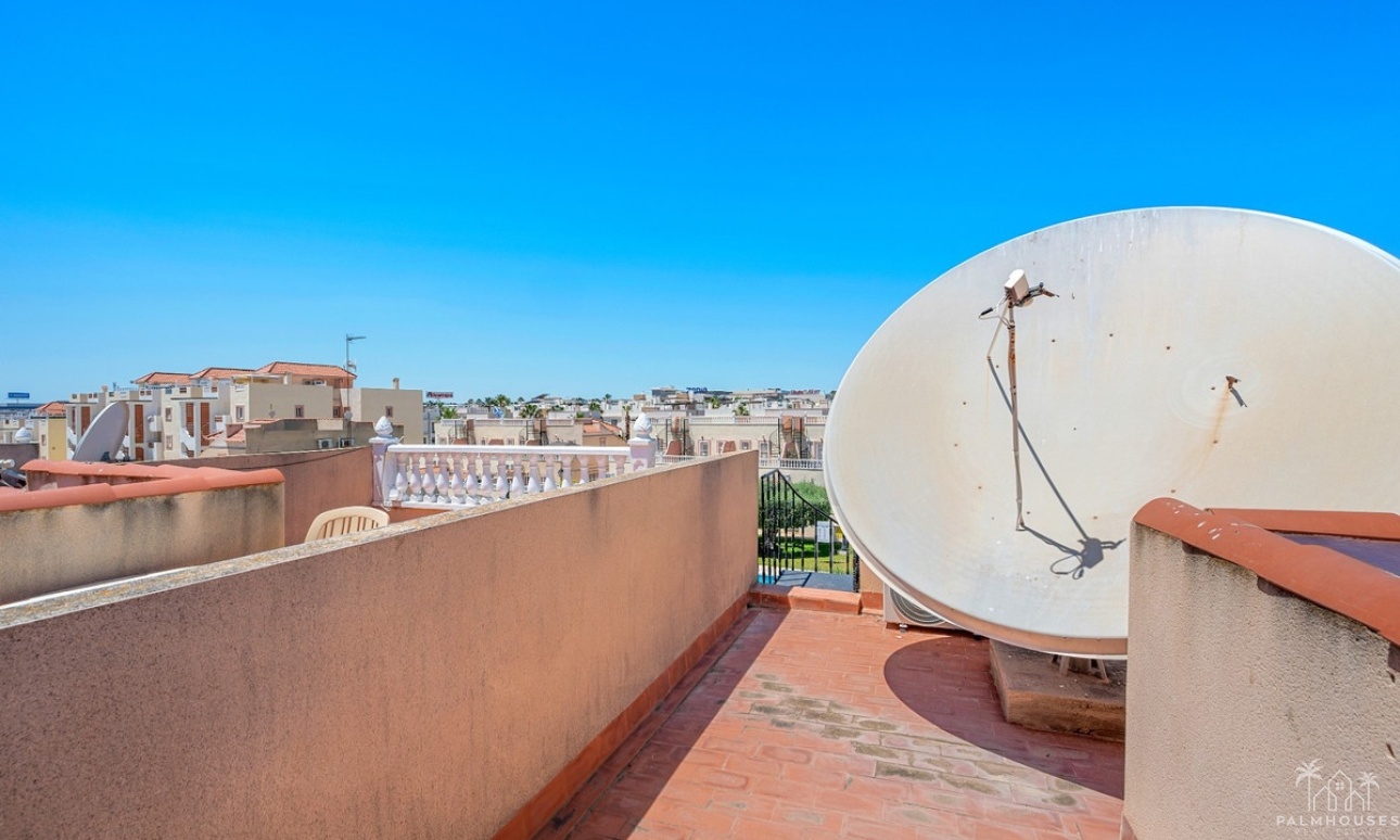 Resale - House - Orihuela - La Zenia