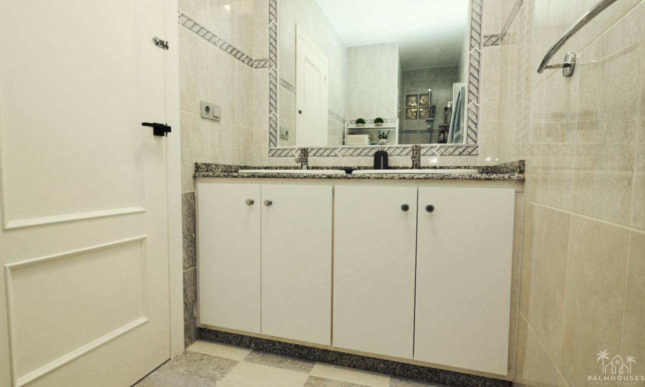 Resale - House - Orihuela - La Zenia