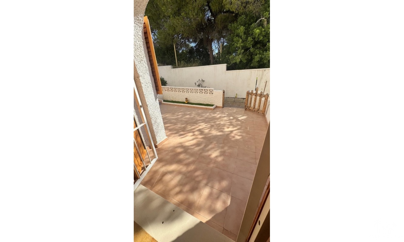 Resale - House - Orihuela - Playa Flamenca