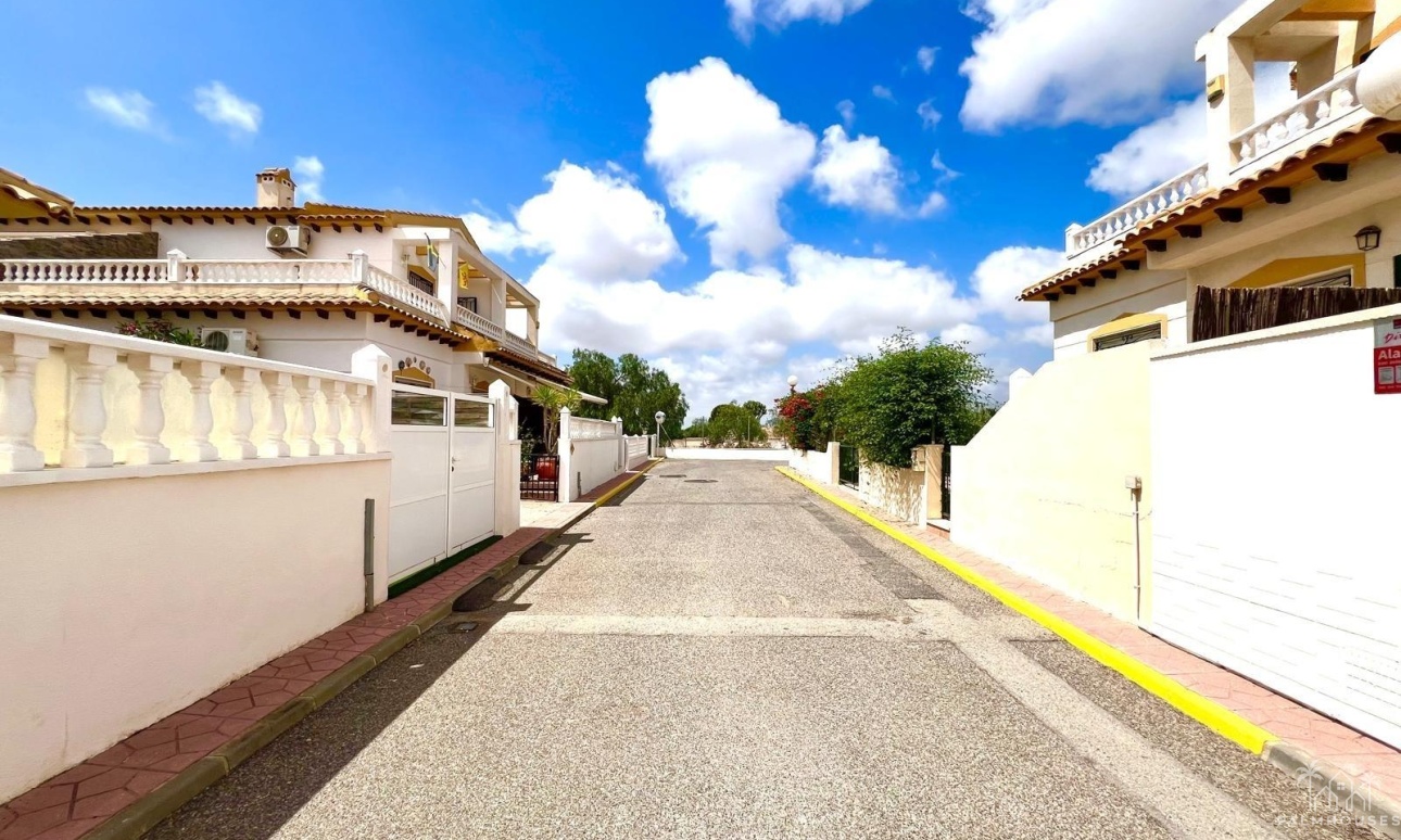 Resale - House - Orihuela - Urbanización Perla Del Mar