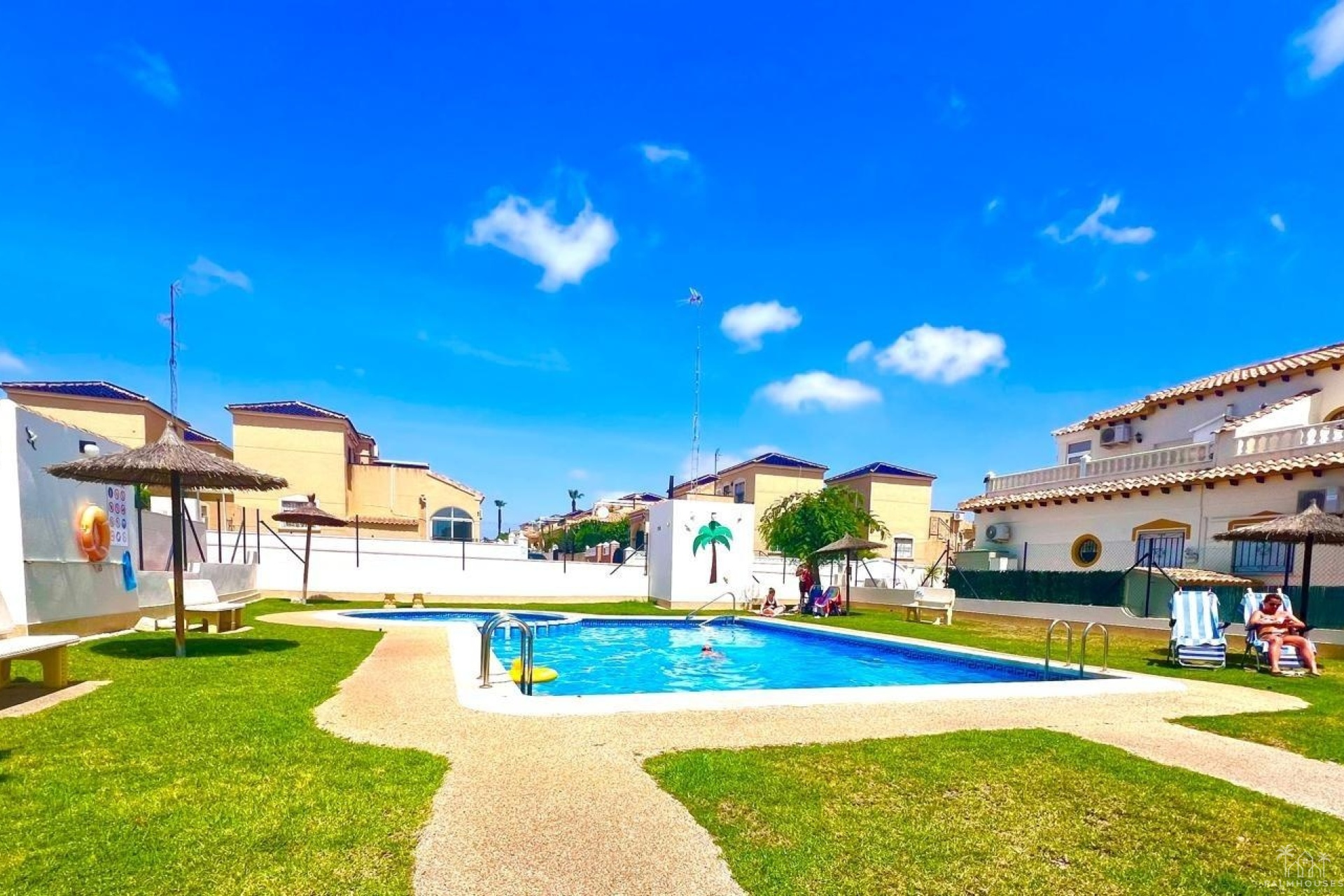 Resale - House - Orihuela - Urbanización Perla Del Mar