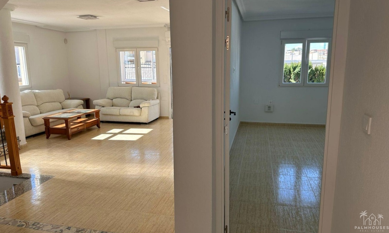 Resale - House - Orihuela - Villamartin